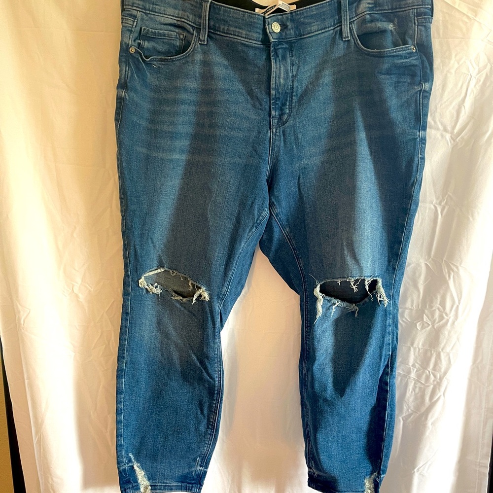 Old navy 22 short rockstar super skinny secret slim pockets & waistband jeans